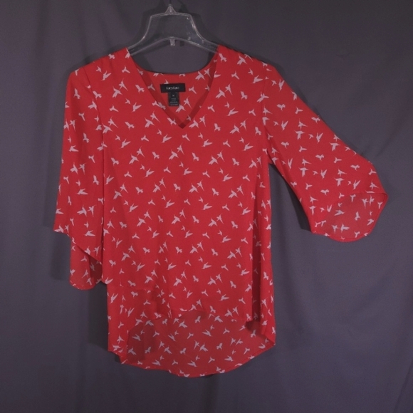 Karen‎ Kane Asymmetric Blouse Hummingbird Design Angel Sleeve High Low Size Med - Picture 1 of 12